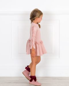 OUTFIT NIÑA VESTIDO NIÑA FLECOS ROSA MAQUILLAJE