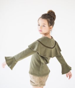 Blusón Chloe Sudadera Canesú & Puños Volante Caqui de Nueces Kids