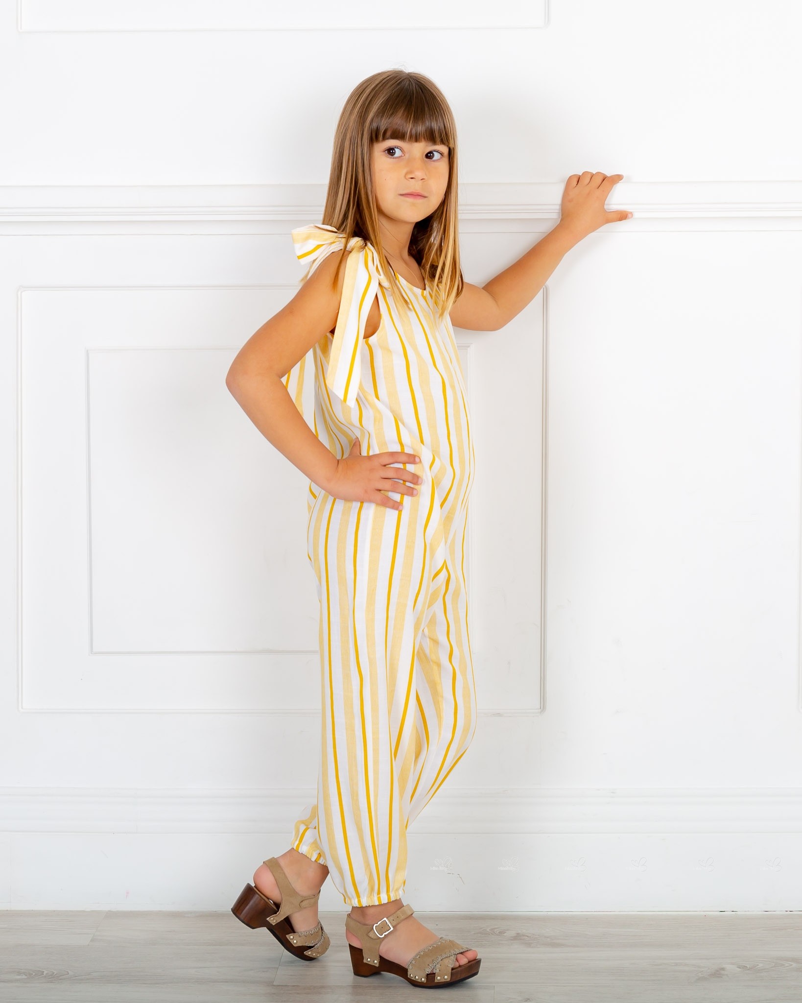 Outfit Niña Mono Largo Rayas Mostaza & Blanco con Lazos en Hombros ...