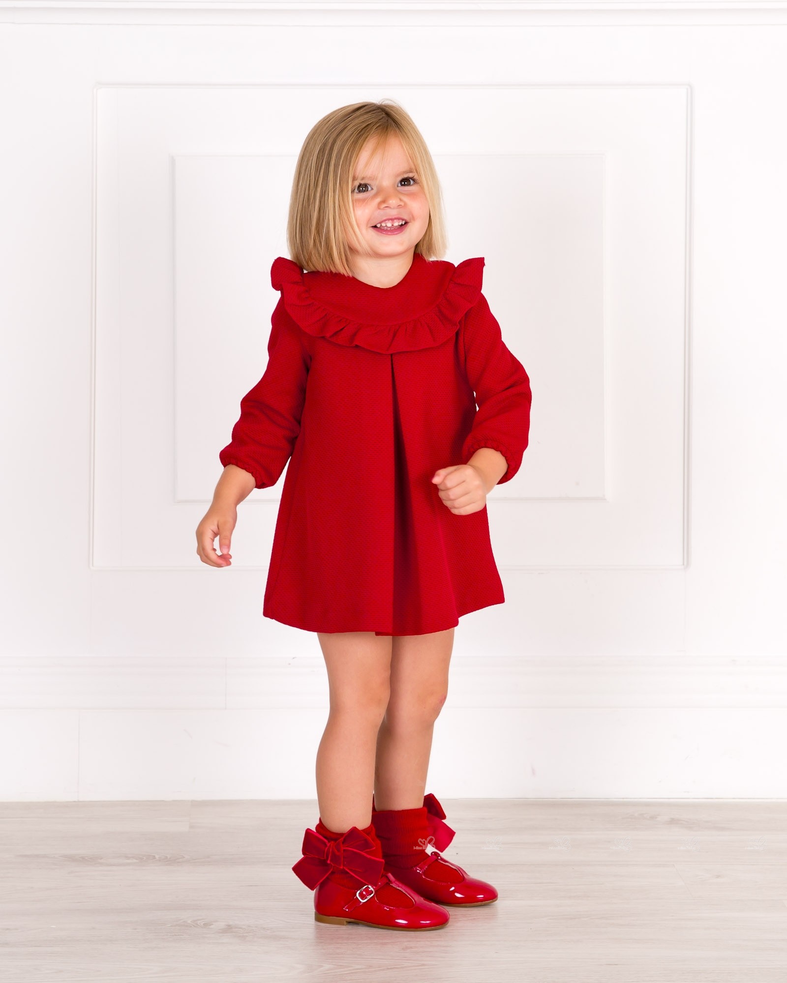 Outfit Vestido Niña Punto Piqué Volantes & Lazo Rojo | Missbaby