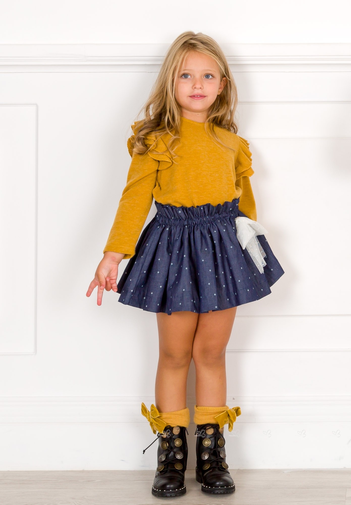 Lappepa Moda Infantil Conjunto Niña Jersey Punto Aletas Mostaza & Falda  Denim Estrellitas | Missbaby