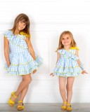 Nini Moda Infantil Vestido Niña Vichy Azul Celeste con Volante Cuello Asimétrico & Lazo Amarillo