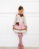 Outfit Conjunto Blusa Beige & Falda Rosa Empolvado con Puntilla Chocolate