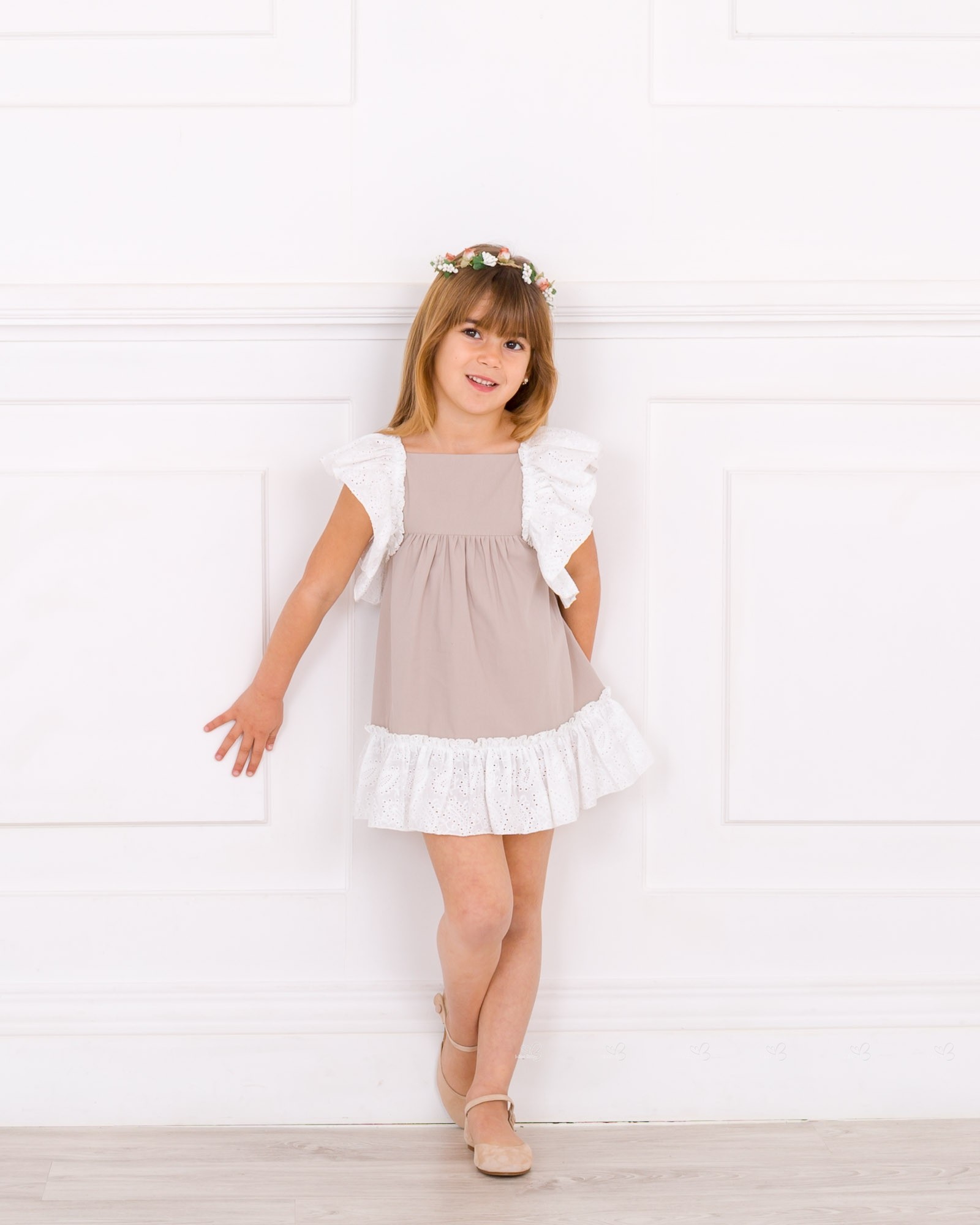Girls Beige & White Ruffle Lace Dress Outfit | Missbaby